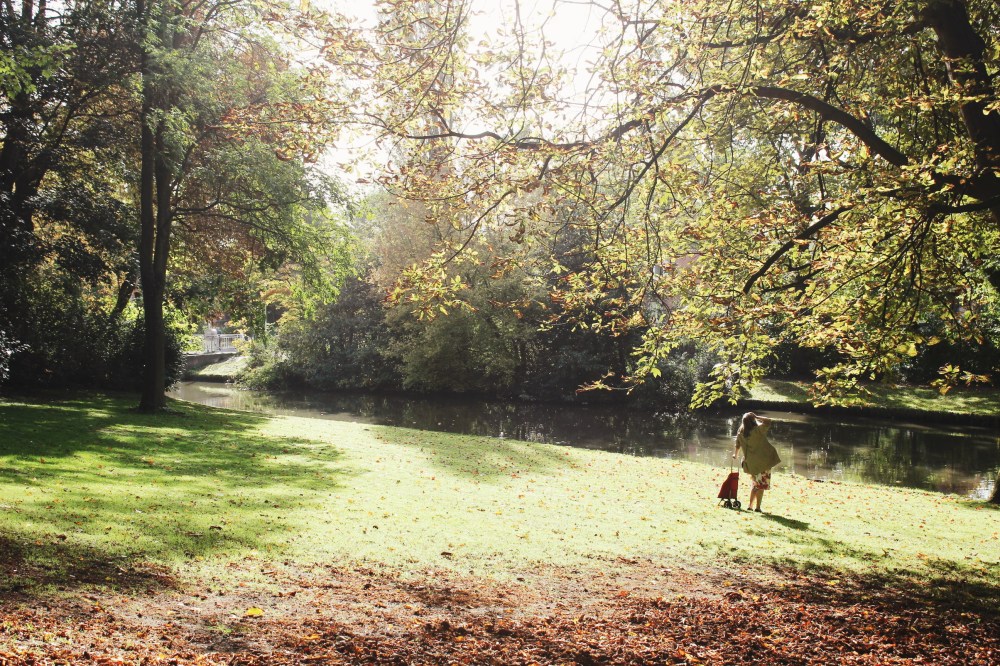 Lady in Minnawaterpark